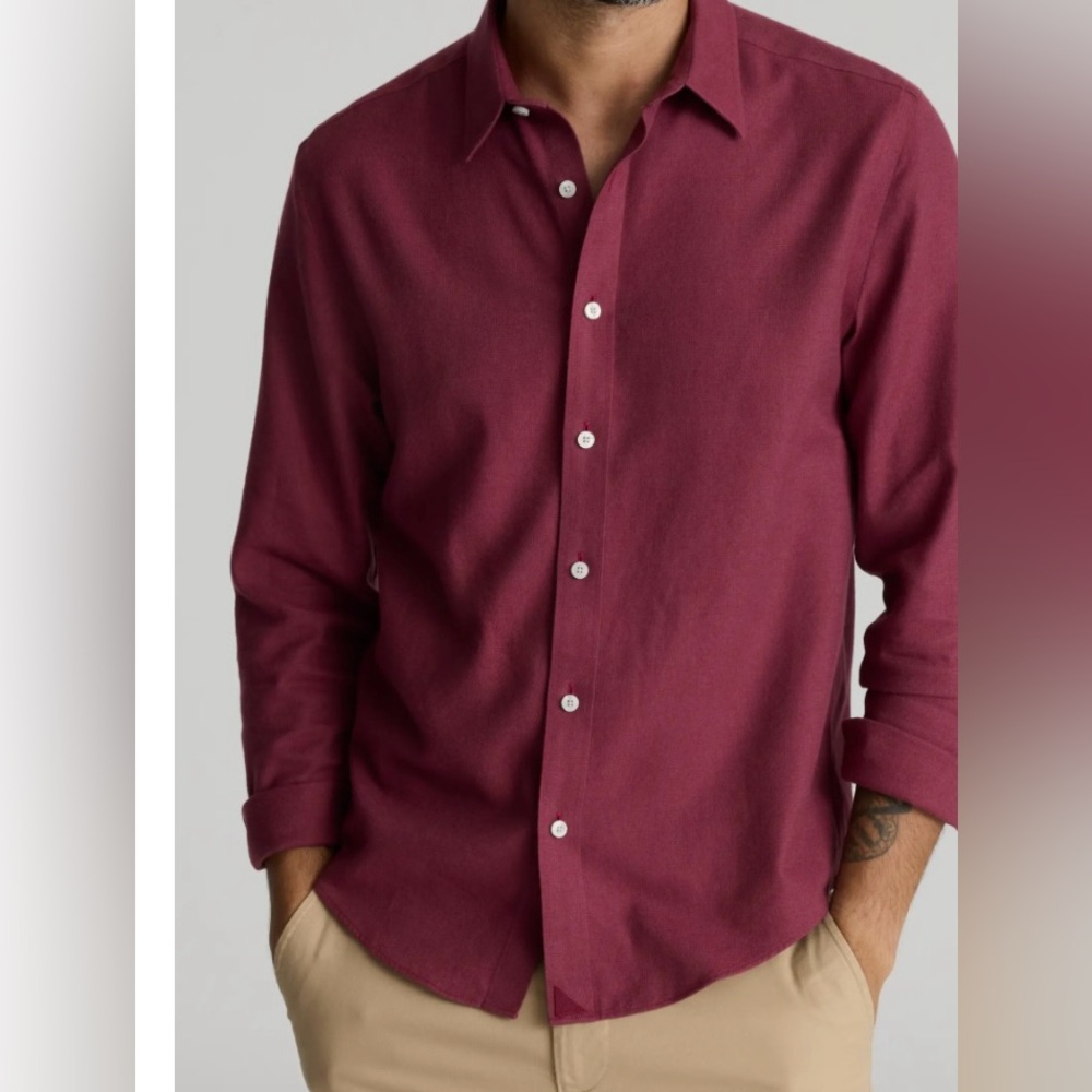 UNTUCKit Veneto Blackberry Button Down Wrinkle Free Cotton Regular  Fit  Shirt